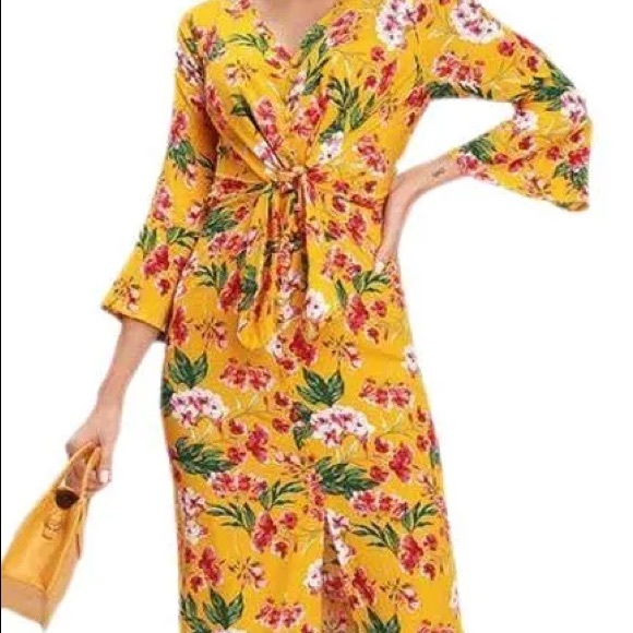 Lulus Yellow April Golden floral print front tie Dress - Picture 4 of 9